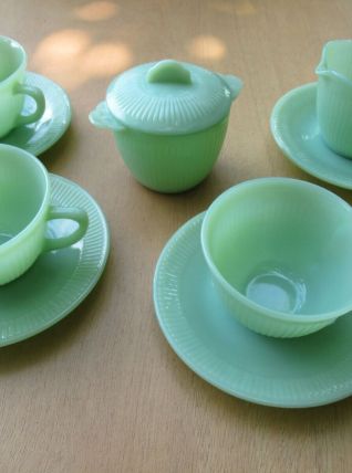 SERVICE A CAFE JADEITE FIRE KING ANCHOR HOCKING made in USA 