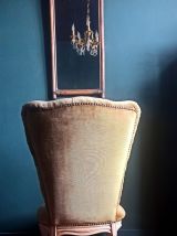 Fauteuil crapaud capitonné vintage