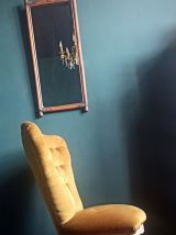 Fauteuil crapaud capitonné vintage