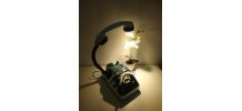 Téléphone vintage 80's recyclé en lampe à poser