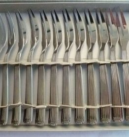 12 fourchettes a dessert, inox