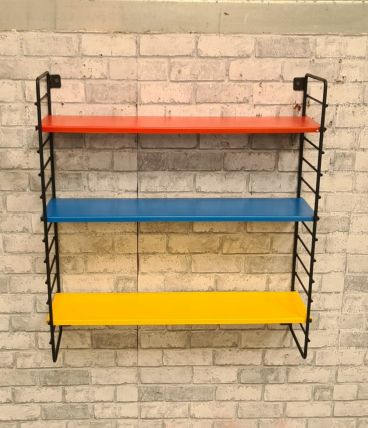 etagere  1960 a 70  style tomado  tres bon etat  ,solide , f