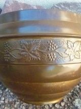 cache pot métal , vintage