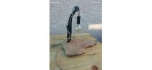 Lampe bois avec fourche de velo ampoule type Edison