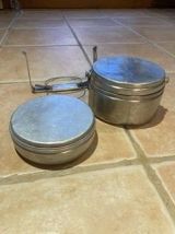 LOT DE 2 GAMELLES EN ALUMINIUM