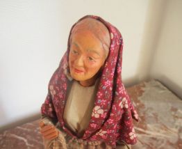Santon vieille femme Carbonel