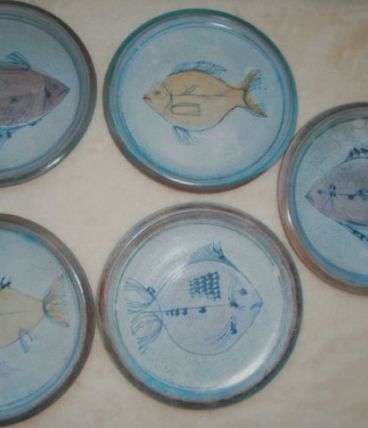 Assiettes en céramique ateliers Roy Montgolfier