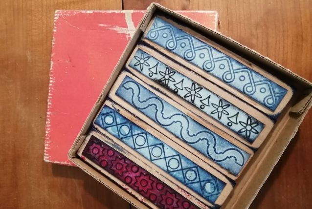 tampons encreurs scolaires frises
