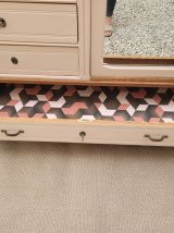 Armoire parisienne 
