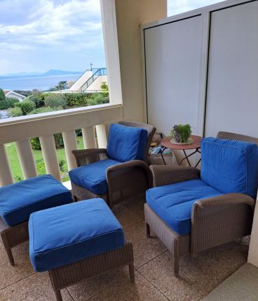 2 FAUTEILS 2 POUFS VINTAGE SHEPPARD
