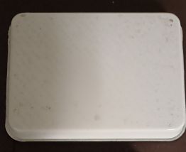 deux plateaux en tôles émaillées de laboratoire/dentiste/méd