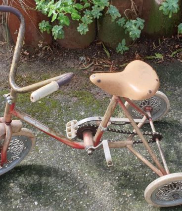 VELO TRICYCLE VINTAGE 