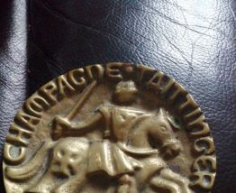 Cendrier en bronze taittinger