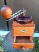 Moulin a café Peugeot freres, vintage  