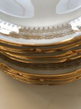 12 assiettes  décor galant porcelaine Limoges
