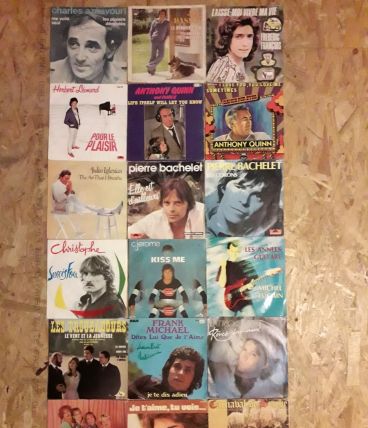 Lot de 18 vinyles 45t Variétée 60s 70s 