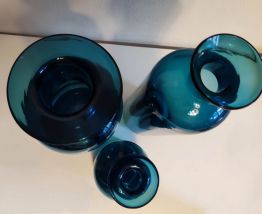  3 vases-bouteilles bleues