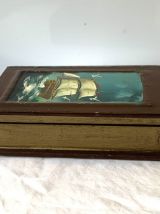 Ancienne boîte en forme de livre peinture bateau vintage 