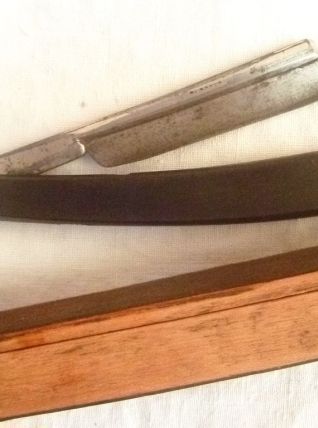 Coupe choux , rasoir, vintage