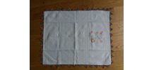 Napperon serviette brodée et crochet Portugal