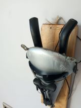 Tête de taureau/bête a cornes futuriste pièces de vélo