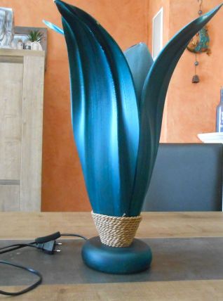 Très belle Lampe vintage feuille de palmes  de cocotier 
