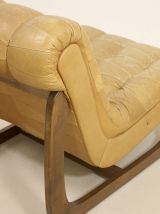 Fauteuil en cuir camel  année 60.  Ref Cally