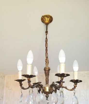 Lustre en laiton et suspensions cristal