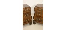 Paire de commodes baroque en noyer réf Balthus.