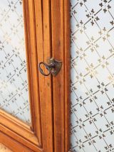 Armoire à pharmacie