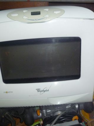 micro-ondes Whirpool