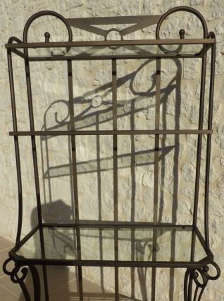 Etagère chic de style en fer forgé et 3 étagères en verre