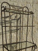 Etagère chic de style en fer forgé et 3 étagères en verre