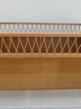 Lit de bébé art déco avec ses pieds compas en bois