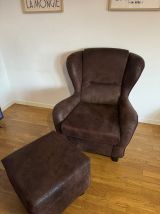 Fauteuil vintage avec repose-pieds