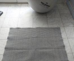 TRES BEAU TAPIS CHAMBRE D'ENFANT , TAPIS DE MARELLE LICORNE 