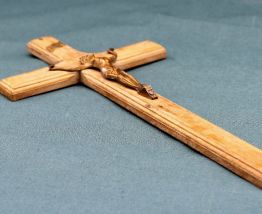 Crucifix ancien en poirier et régule - Fin XIXème