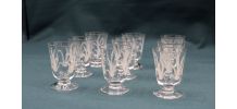 Ensemble 9 verres à liqueur en Cristal fin gravé