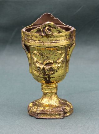 Urne en régule redorée à la feuille et vieillie - French - A