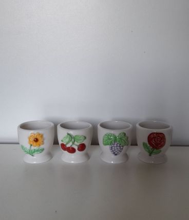 Ensemble de 4 coquetiers vintage 1970's