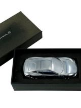 Miniature Porsche Cayman S en métal chrome massif