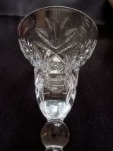 Porte bougie en cristal taillé.