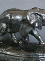 Eléphant courant du Sénégal.Antoine-Louis Barye