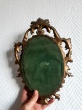 Petit miroir rocaille ovale bois doré