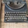 machine à écrire ancienne