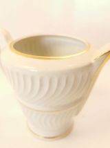 Ravissant pot à lait en porcelaine art déco liseré or