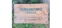 Caisse en bois " Benedictine Liqueur "