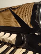 Accordéon Chromatique Maugein Fréres.