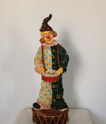 Clown décoratif en résine