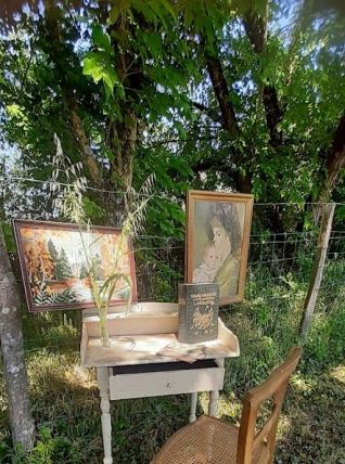 ensemble coiffeuse et sa chaise